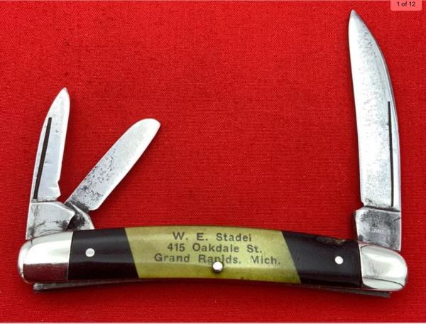 Vintage NOVCO (Novelty Cutlery Co) Swayback Wharncliffe Whittler Picture Pocket Knife c.1879-1949