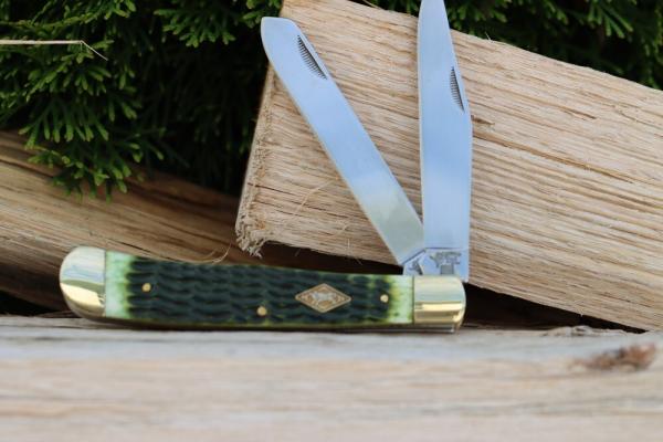 German Bull Huge Trapper Jigged Green Bone Handles German Bull Huge Trapper Jigged Green Bone Handles