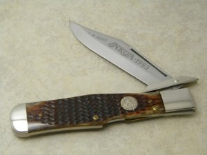 Case XX SS USA 1983 Bone C61050L Coke Bottle Swing Guard Lockback NKCA Club Knife
