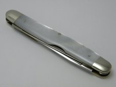 Schatt & Morgan Titusville PA. Pearl 052125 1 of 100 Muskrat Knife Schatt & Morgan Titusville PA. Pearl 052125 1 of 100 Muskrat Knife
