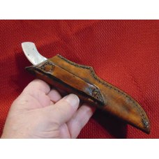 JERRY HENDRIX , CLINTON S.C. USA GENUINE PEARL SMALL HUNTER CUSTOM KNIFE & SHEATH JERRY HENDRIX , CLINTON S.C. USA GENUINE PEARL SMALL HUNTER CUSTOM KNIFE & SHEATH