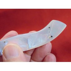 JERRY HENDRIX , CLINTON S.C. USA GENUINE PEARL SMALL HUNTER CUSTOM KNIFE & SHEATH JERRY HENDRIX , CLINTON S.C. USA GENUINE PEARL SMALL HUNTER CUSTOM KNIFE & SHEATH