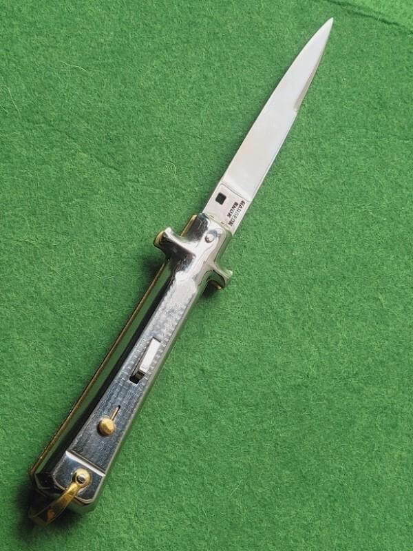 MEDIUM FRENCH METAL BARGEON
