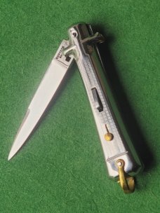 MEDIUM FRENCH METAL BARGEON
