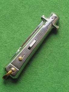 MEDIUM FRENCH METAL BARGEON
