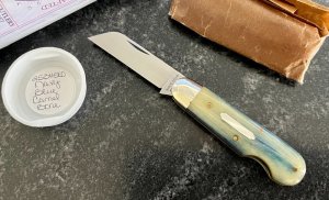 Great Eastern Cutlery Tidioute #253115EO, Navy Blue Camel Bone Handle, Rare SFO, Used (GEC 25) 