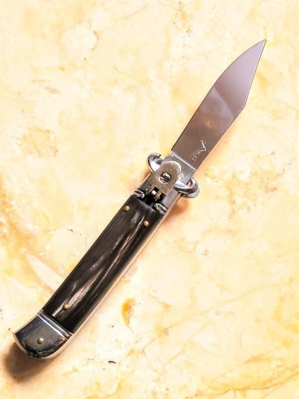 AKC 8" Shot Shell Puller Lever Lock Buffalo Horn Automatic Knife