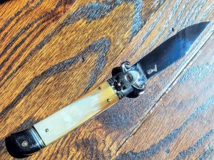 AKC 8" Shot Shell Puller Lever Lock Brazilian Blonde Horn Automatic Knife