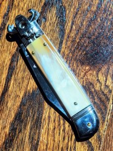 AKC 8" Shot Shell Puller Lever Lock Brazilian Blonde Horn Automatic Knife