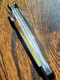 AKC 8" Shot Shell Puller Lever Lock Brazilian Blonde Horn Automatic Knife