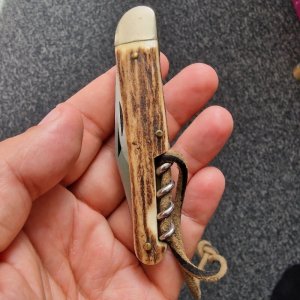 HUBERTUS Three Blade