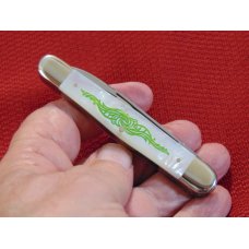 MINT CONDITION Fight'n Rooster Germany  PEARL WHITTLER KNIFE PROTOTYPE GREEN SCHRIMSHAW PRE1980
