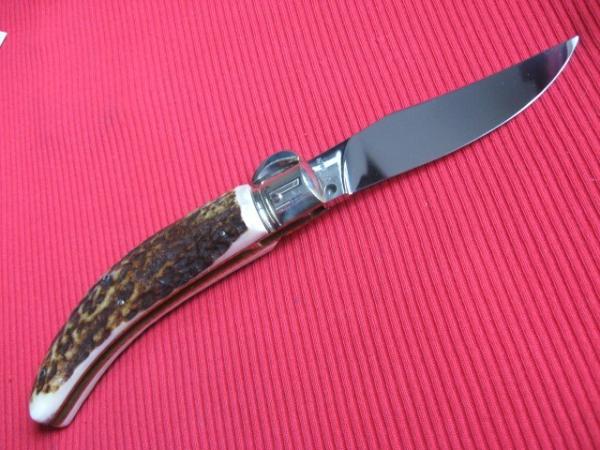 High quality Italian Unique Mechanism LEPRE Stag Switchblade Knife - Limited 2015 MANIAGO ITALY High quality Italian Unique Mechanism LEPRE Stag Switchblade Knife - Limited 2015 MANIAGO ITALY