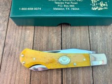 Moore Maker Pinch Lockback Smooth Yellow Bone 2013 Moore Maker Pinch Lockback Smooth Yellow Bone 2013