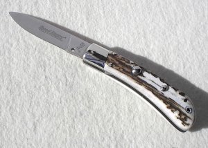 NEW OLD STOCK CLASSIC GENUINE STAG ITALIAN AKC AUTO SPEED HUNTER NICKEL SILVER BOLSTERS