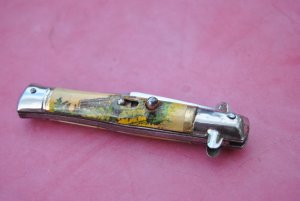 Switchblade Italian Riccordo di Assisi 3 3/4" Closed Button Lock/Open  St. Francis On Reverse