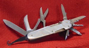 USED CONDITION H. CROMWELL CRITERION ( NEW YORK CITY ) MULTI-BLADE GENUINE PEARL KNIFE 1843-1860