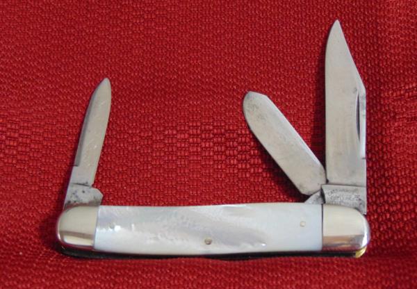 EXCELLENT USED VINTAGE CATTARAUGUS CUTLERY CO. GENUINE PEARL # 32183 CATTLE KNIFE c1886/1963 EXCELLENT USED VINTAGE CATTARAUGUS CUTLERY CO. GENUINE PEARL # 32183 CATTLE KNIFE c1886/1963
