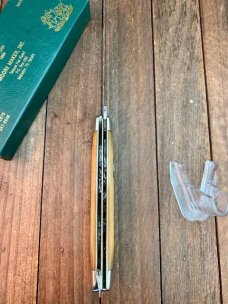 Moore Maker Hawbaker Muskrat 1999  Pin Crack 
