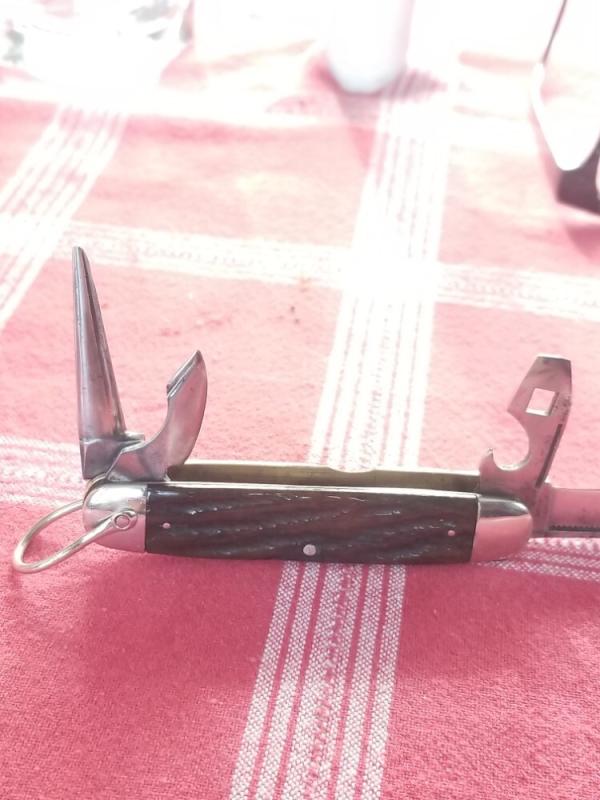 Union Cut Co Scout Knife 