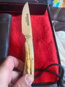 Winchester 871 S 7 1/2" Long Fat And Gnay Fixed Blade Knife With Black Leather Sheath In Box Winchester 871 S 7 1/2" Long Fat And Gnay Fixed Blade Knife With Black Leather Sheath In Box
