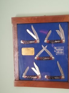 Schrade Walden Heritage series Collector Display 