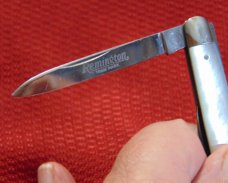 NEAR MINT CONDITION VINTAGE REMINGTON R6874 PEARL EQUALEND ETCHED 1924-1933