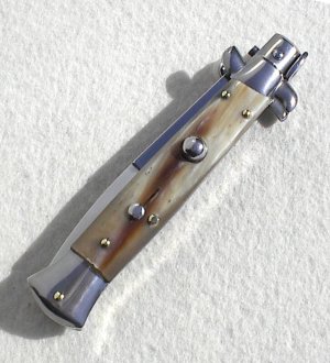 NEW FRANK BELTRAME 9" GENUINE FRENCH BOVINE HORN ITALIAN STILETTO