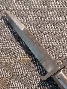 8 3/4" Rizzuto Estileto Milano 8 3/4" Rizzuto Estileto Milano