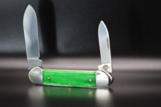 Case XX Canoe Brilliant Green Smooth Bone 62131 SS Case XX Canoe Brilliant Green Smooth Bone 62131 SS
