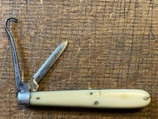 original old NORTHFIELD KNIFE CO 1858-1919 Ivory jack knife w/buttonhook fast ship tracking included original old NORTHFIELD KNIFE CO 1858-1919 Ivory jack knife w/buttonhook fast ship tracking included