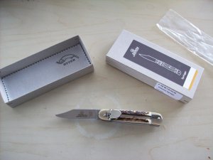 Hubertus Small 08 Gnarly Stag 5 3/4 " Open Lilyput