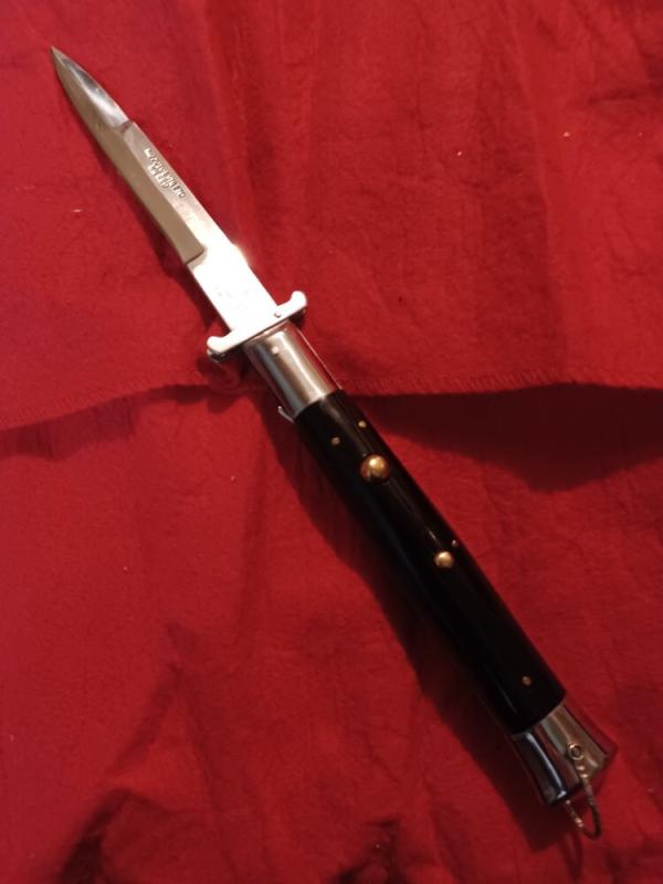 11" vintage rizzuto estilleto milano. 11" vintage rizzuto estilleto milano.