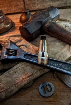 TITUSVILLE CUTLERY -AMERICAN REDSMITH SERIES- Old Man Norman Barlow - Mammoth Bark Ivory Handles-10