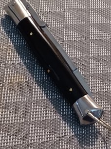 8 3/4" Rizzuto Estileto Milano 8 3/4" Rizzuto Estileto Milano