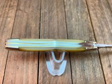Moore Maker Split Backspring Whittler by Queen Smooth Yellow Bone 1999 Moore Maker Split Backspring Whittler by Queen Smooth Yellow Bone 1999
