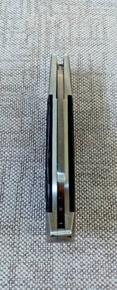 Riaan Ras Sheepsfoot Slipjoint..Jigged Buffalo Horn..14c28n .high polish blade..Castle.. 3.5"..coa Riaan Ras Sheepsfoot Slipjoint..Jigged Buffalo Horn..14c28n .high polish blade..Castle.. 3.5"..coa