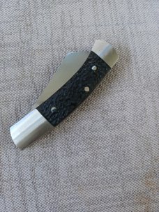 Riaan Ras Sheepsfoot Slipjoint..Jigged Buffalo Horn..14c28n .high polish blade..Castle.. 3.5"..coa Riaan Ras Sheepsfoot Slipjoint..Jigged Buffalo Horn..14c28n .high polish blade..Castle.. 3.5"..coa