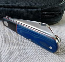 MDK Sheepsfoot Barlow,3.5" Blue linen Micarta black g10 bolsters & shield.red liners..N690,coa pouch MDK Sheepsfoot Barlow,3.5" Blue linen Micarta black g10 bolsters & shield.red liners..N690,coa pouch