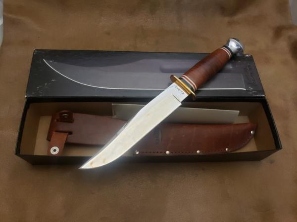 KA-BAR 1236 bowie knife 