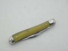 Queen Cutlery #17A Peanut:  2 3/4” closed, late 1940s, Big Q tang stamp, amber handles with no crack