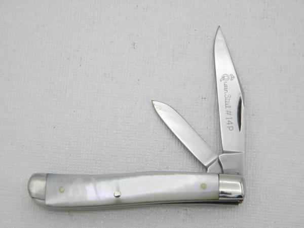 Queen Cutlery #14P peanut jack with Pearl handles: 2 3/8” closed, no tang stamp 1961 - 1971 Queen Cutlery #14P peanut jack with Pearl handles: 2 3/8” closed, no tang stamp 1961 - 1971
