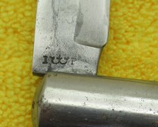 Yukon Swell-Center Hunting Knife by Joseph Kirby & Sons Sheffield. ............................(820)