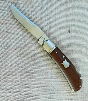 Pablo Castellani Lockback Honknose Trapper..4"..14C28N..Linen Micarta..Fluted/integral/doved bolster