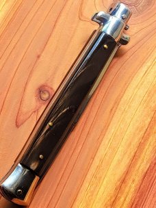 Frank Beltrame. 11" Buffalo Horn Italian Automatic Stiletto - Bayonet Frank Beltrame. 11" Buffalo Horn Italian Automatic Stiletto - Bayonet