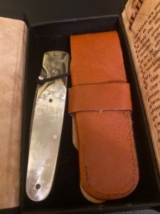 2007 John Russell Case 8173L DAM Mother Of Pearl Slimlock With Single Damascus Blade &.Sheath NIB 2007 John Russell Case 8173L DAM Mother Of Pearl Slimlock With Single Damascus Blade &.Sheath NIB