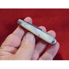USED CONDITION VINTAGE E.C. SIMMONS KEEN KUTTER ST. LOUIS MO JACK KNIFE GENUINE PEARL 1870-1940 USED CONDITION VINTAGE E.C. SIMMONS KEEN KUTTER ST. LOUIS MO JACK KNIFE GENUINE PEARL 1870-1940