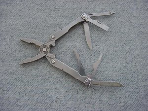 RARE Vintage CRAFTSMAN USA 45505 Mini Multi-Tool in Custom Snakeskin Leather Case