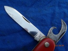 Schrade Walden Officers Knife 906 Stainless w/ Can Piercer Schrade Walden Officers Knife 906 Stainless w/ Can Piercer