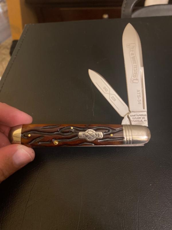 Schatt & Morgan Red Berry Worm Groove Handle File & Wire Tested 042229 Ats-34 Blades & Fluted Bolste Schatt & Morgan Red Berry Worm Groove Handle File & Wire Tested 042229 Ats-34 Blades & Fluted Bolste